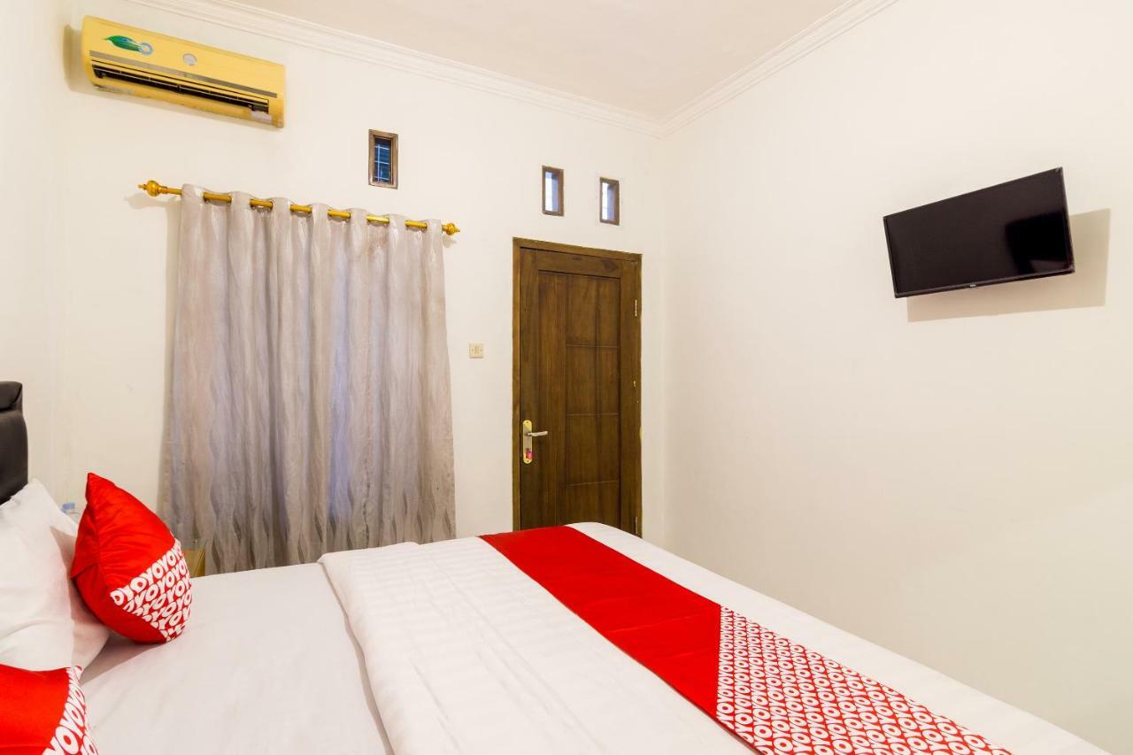 Hotel OYO 857 Pakuncen Malioboro Syariah Yogyakarta Exterior foto